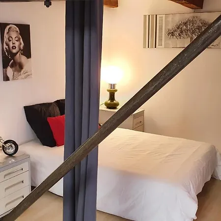 Le Loft Du 31 Deco Charme Cosy Centre Garage Prive Climatisation Apartment Sete